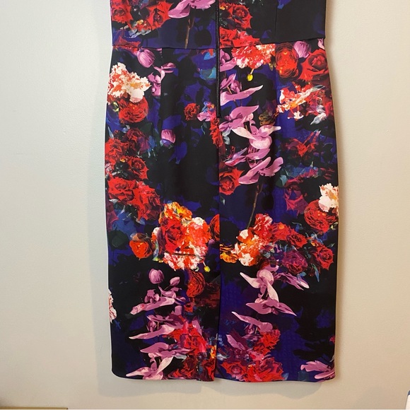 Betsey Johnson Cap Sleeve Violet Red Floral Knee Length Sheath Dress size 12 - Picture 9 of 13